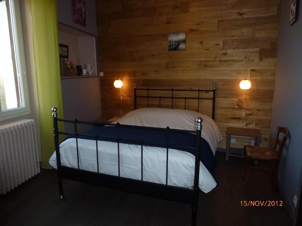 Le Sombernon Dijon Pokoj fotografie